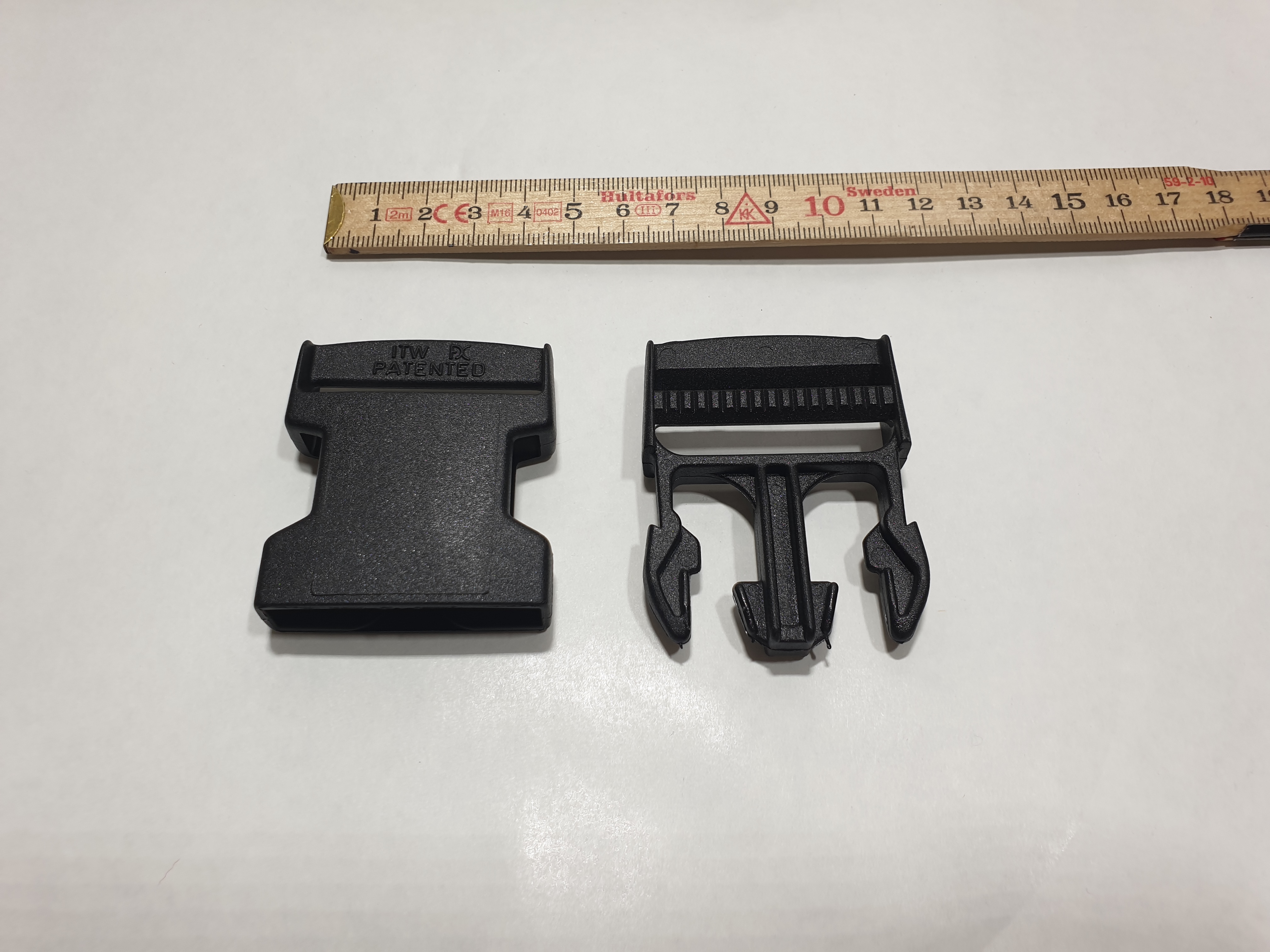 Plastic buckles - 2
