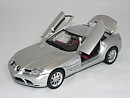 Mercedes Benz SLR McLaren -2003  1:18  CMC