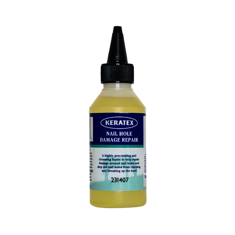 Keratex Nail Hole Damage Repair 200 ml doseerfles op witte achtergrond.