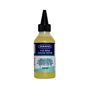 Keratex Nail Hole Damage Repair 200 ml flaska med pip på vit bakgrund.