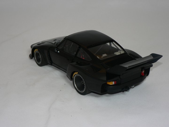 Porsche 935 Turbo Coupé -1976  1:18  Exoto