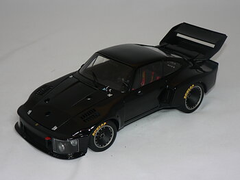 Porsche 935 Turbo Coupé -1976  1:18  Exoto
