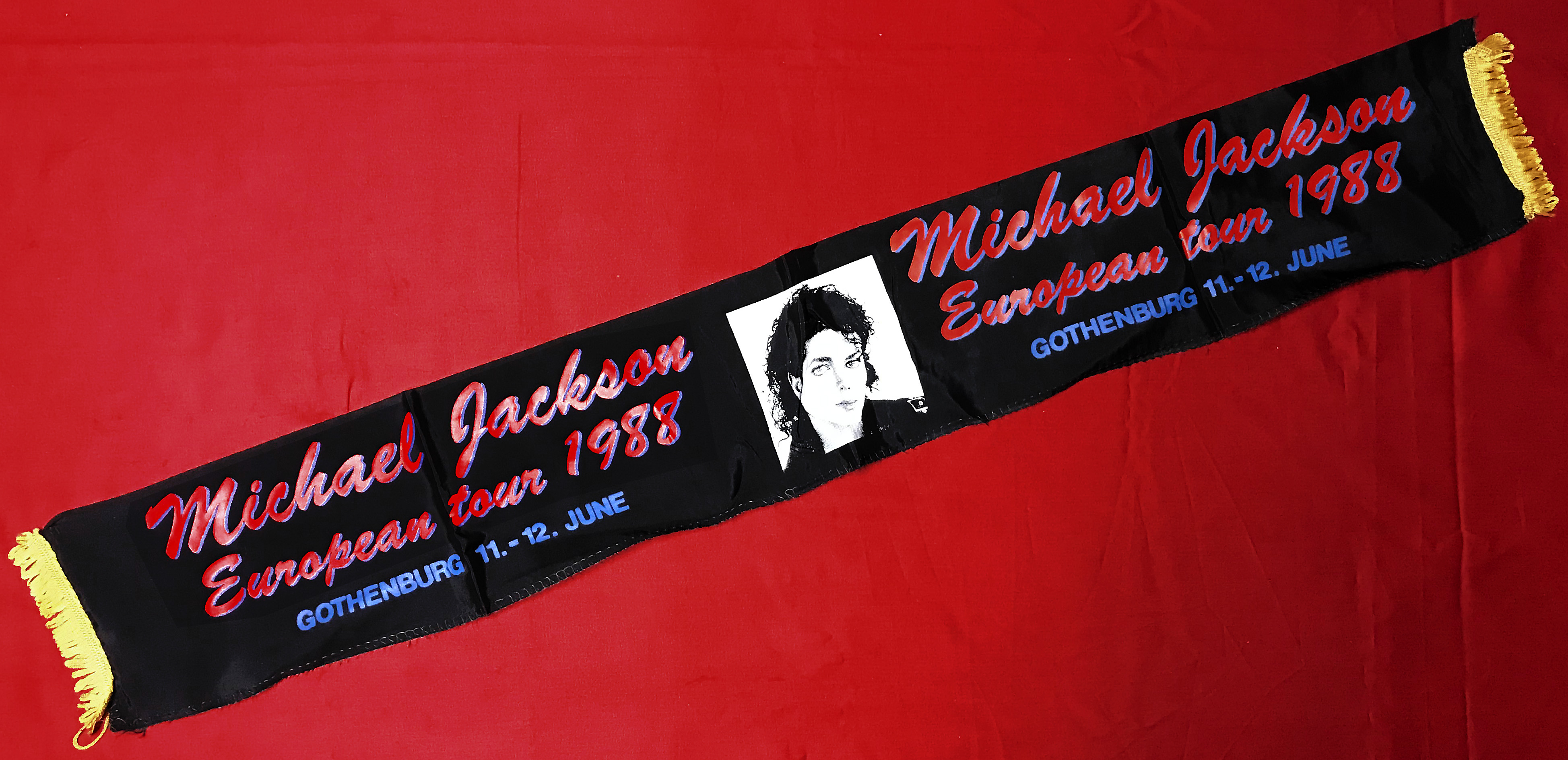 MICHAEL JACKSON  - Turnéhalsduk 1988