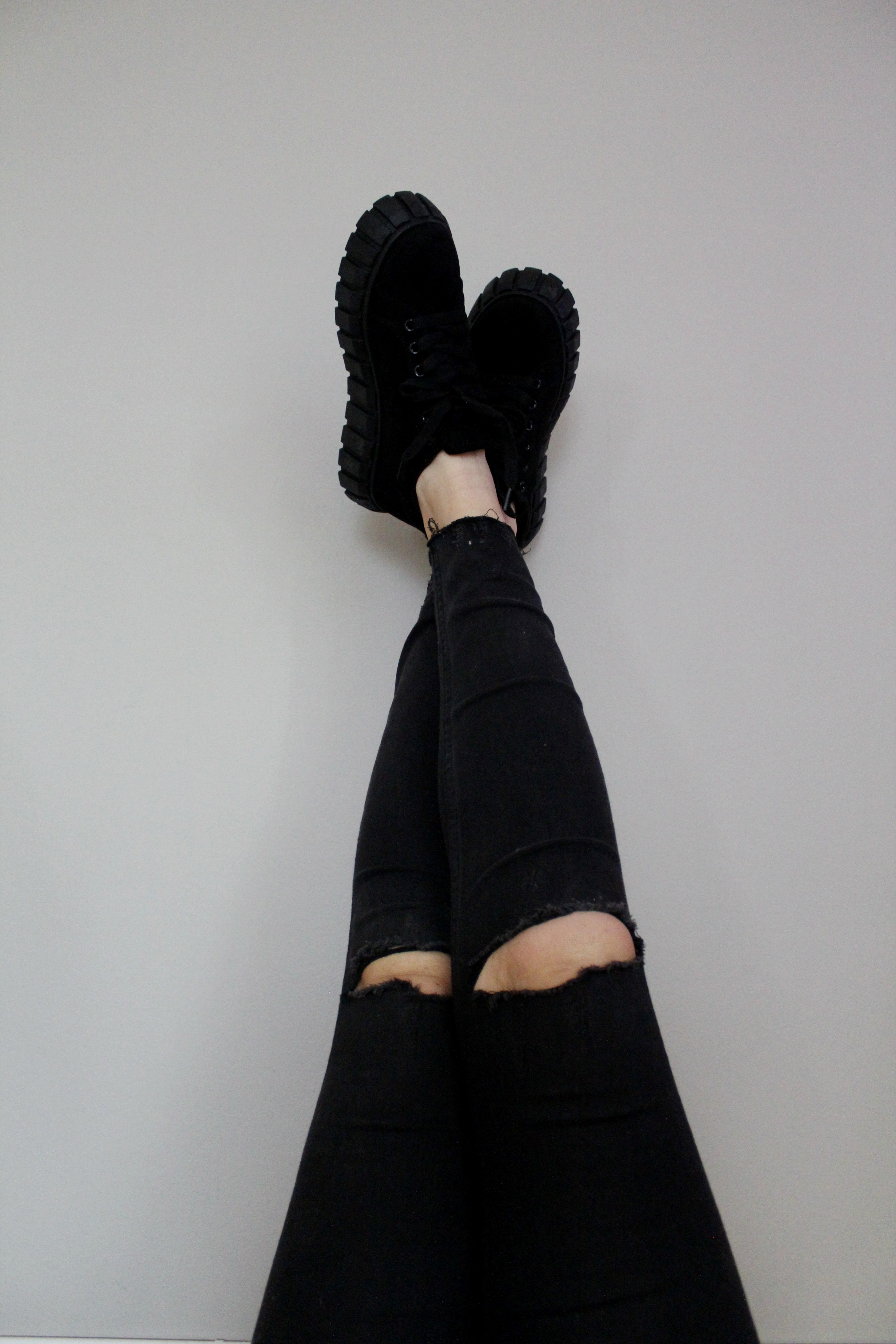 SNEAKERS - SVARTA
