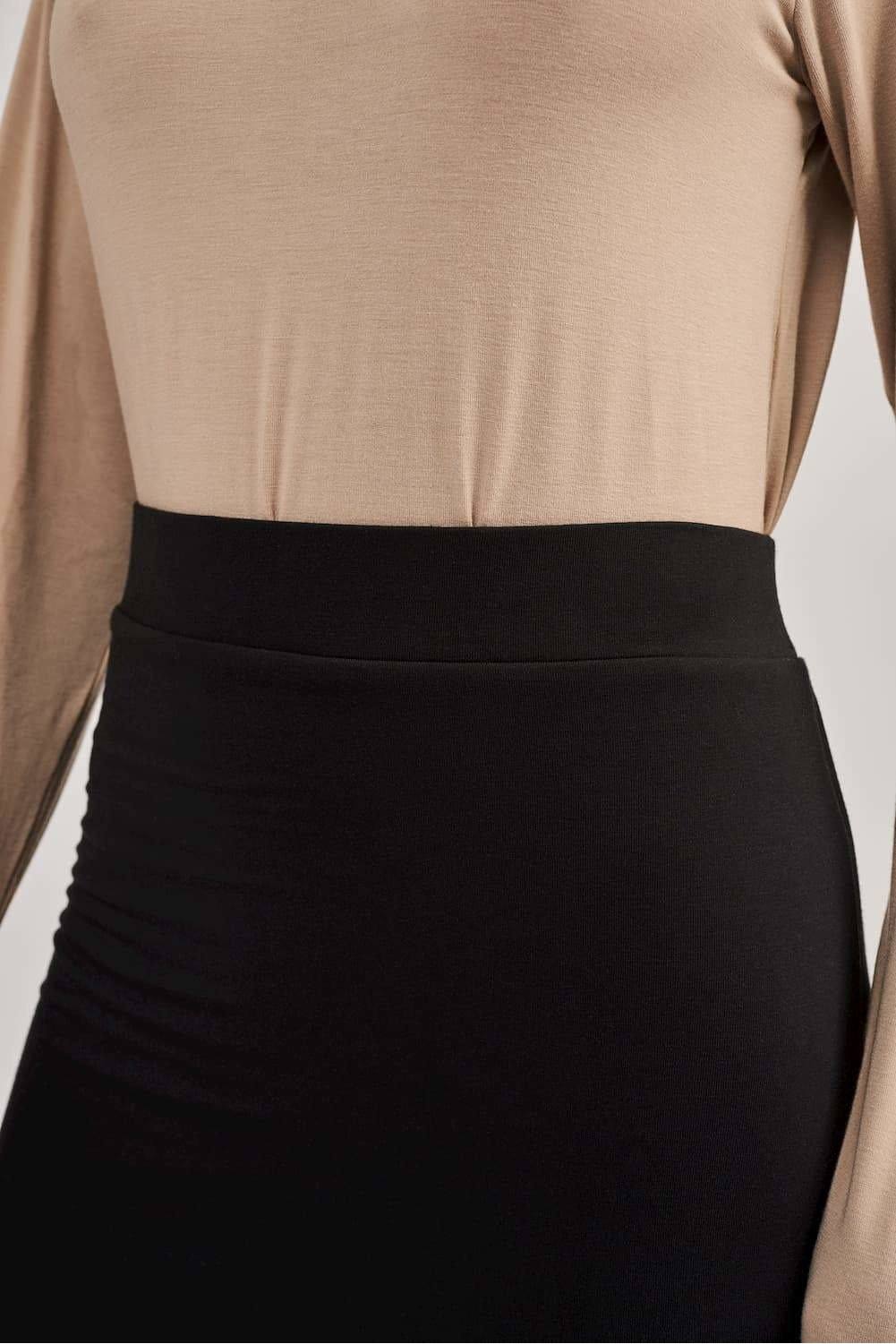 TUBBI SKIRT - BLACK - 4