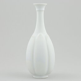 Wilhelm Kåge (1950s) White Studio Vase 17 cm