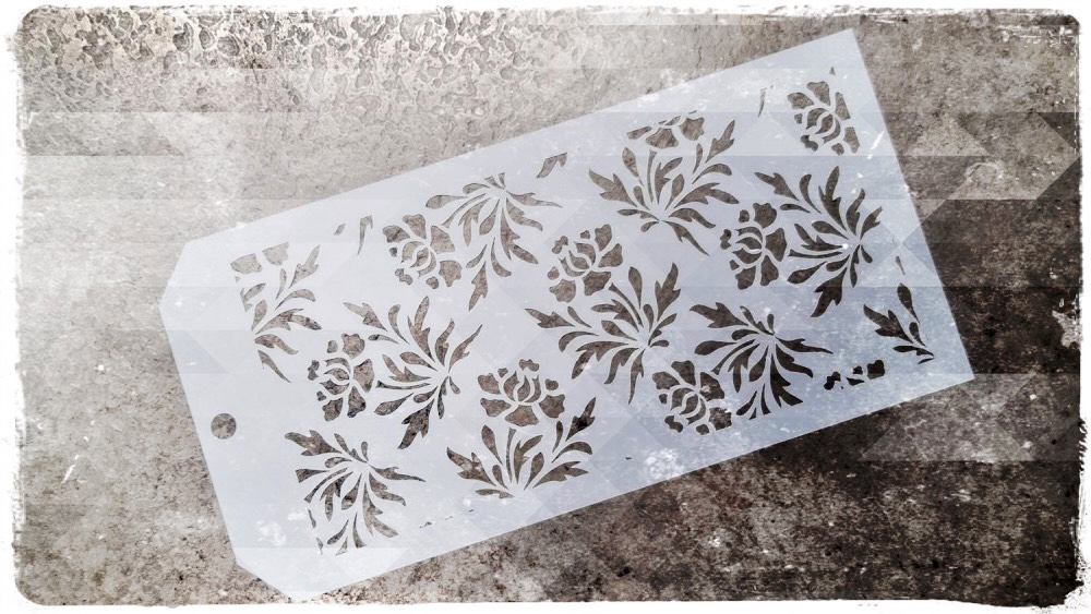 Stencil Ö med blomma o blad 
