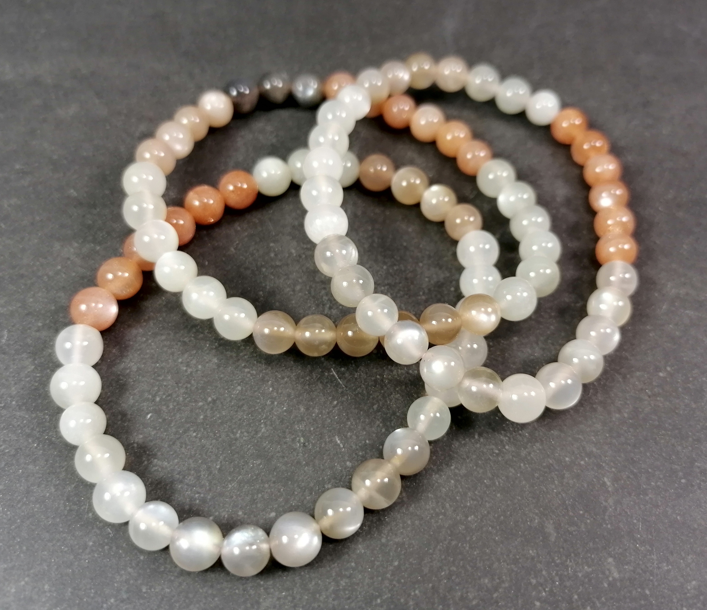 Månsten Mix Armband  - 6mm Pärlor