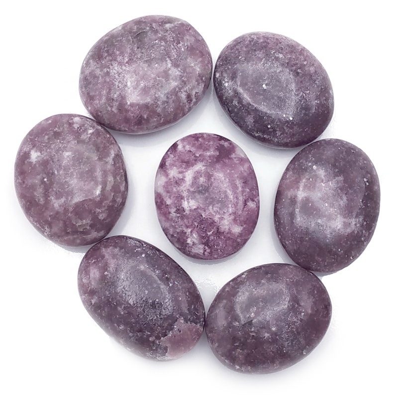 Pebbles "No Worry Stone" - Lepidolit