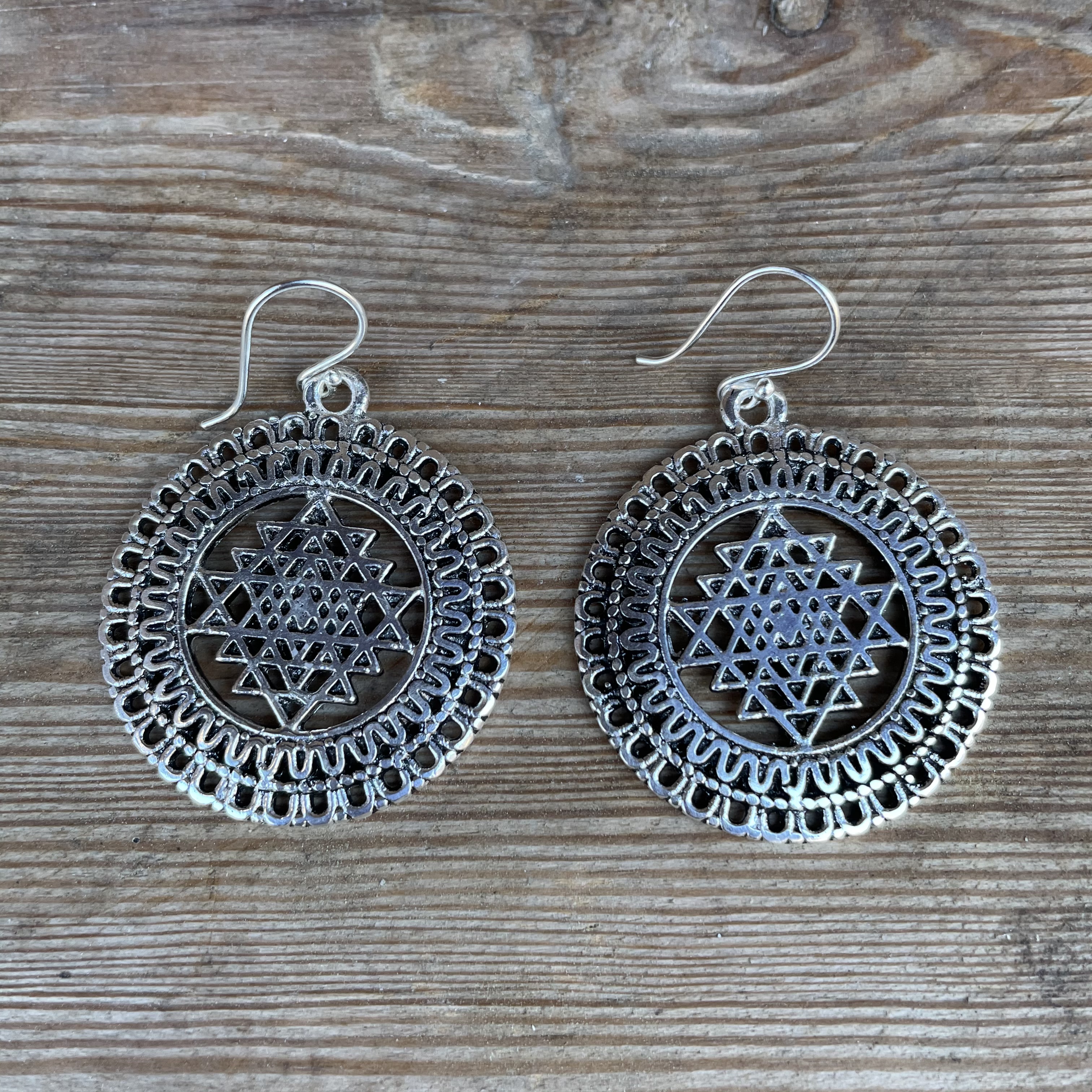 örhängen sri Yantra 