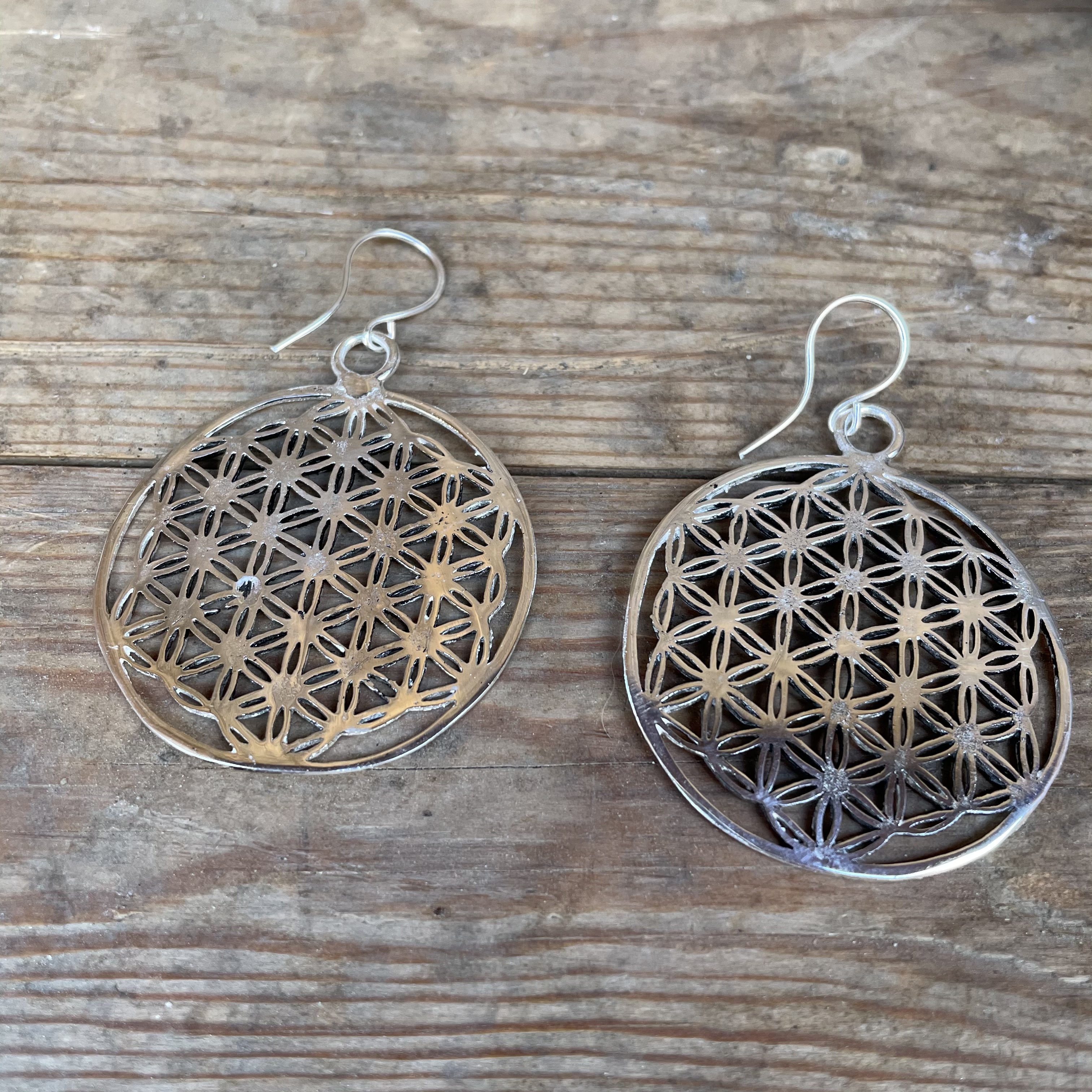 örhängen flower of life stor