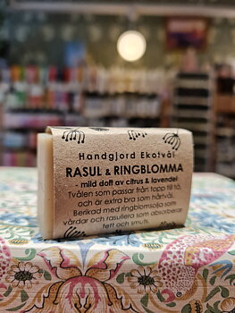 Ekotvål Rasul & Ringblomma - mild doft av citrus & lavendel liten tvål 40g, Malin i ratan