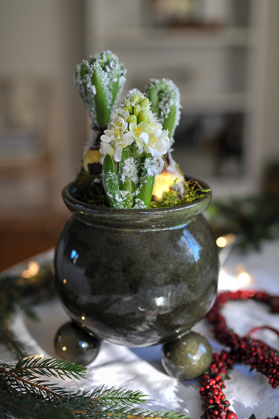 Pot with ball feet - Green mottled - 18x20 cm