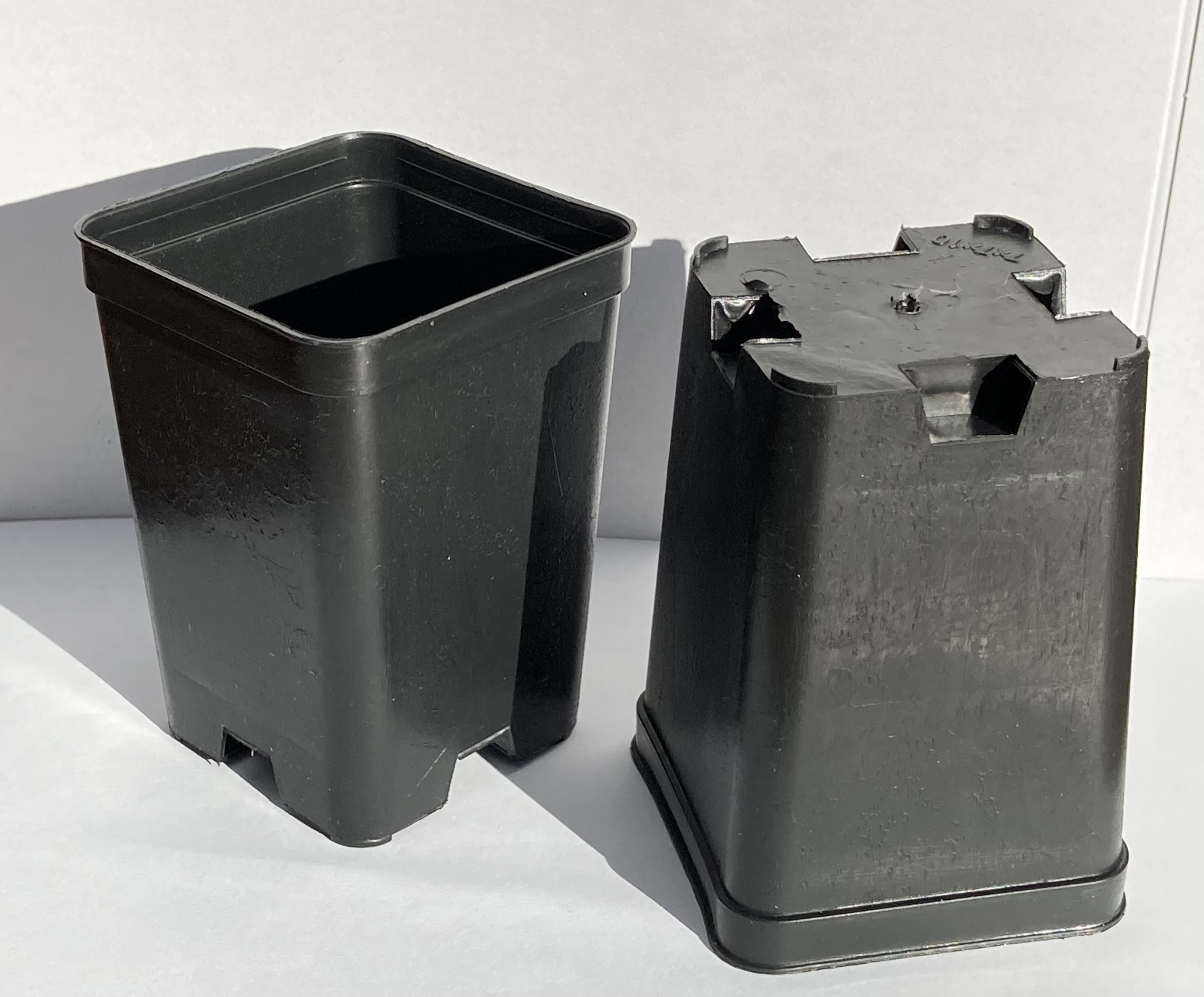 POT SQUARE, TALL 70 x 100 mm, plastic, black