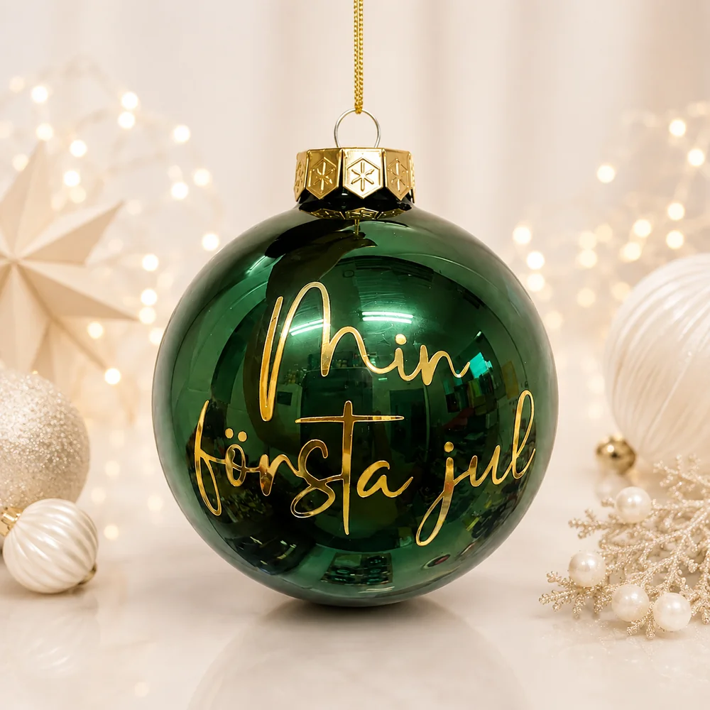 Min första jul – Grön blank julkula 8 cm