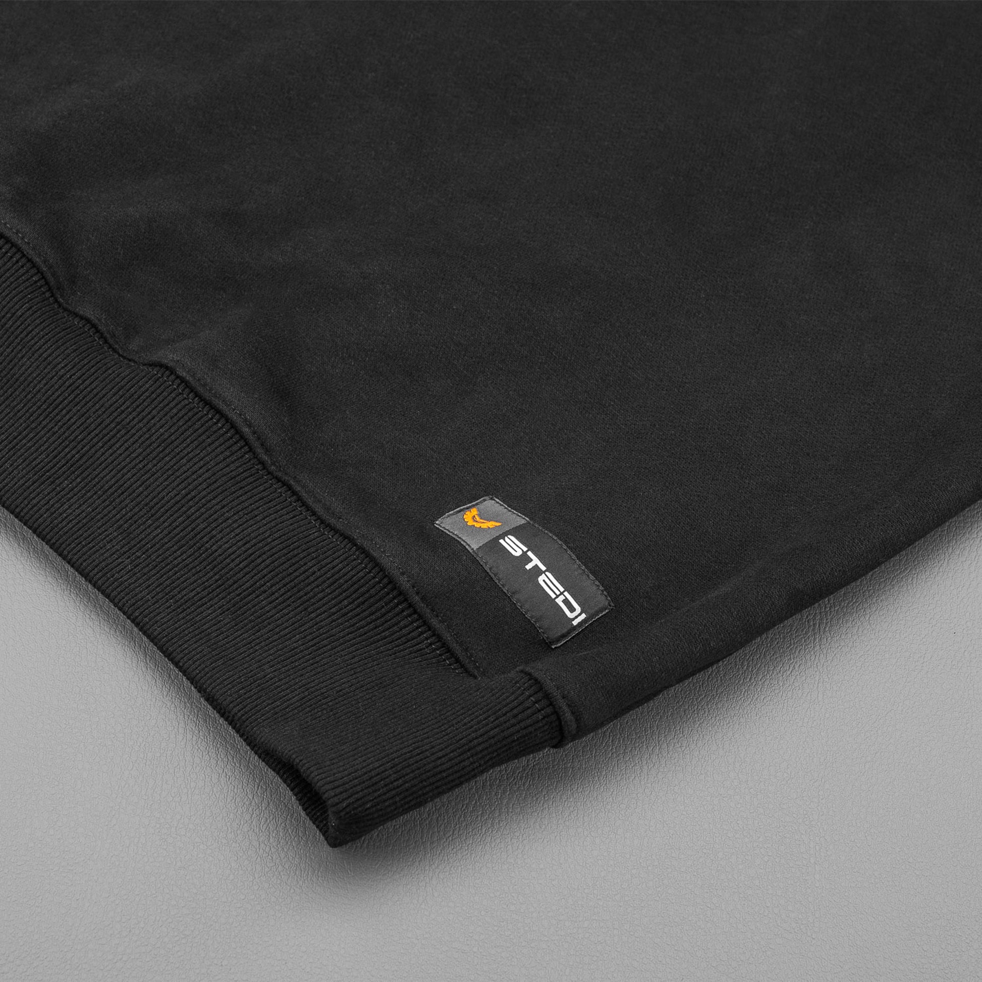 STEDI Sweater | Black - 7