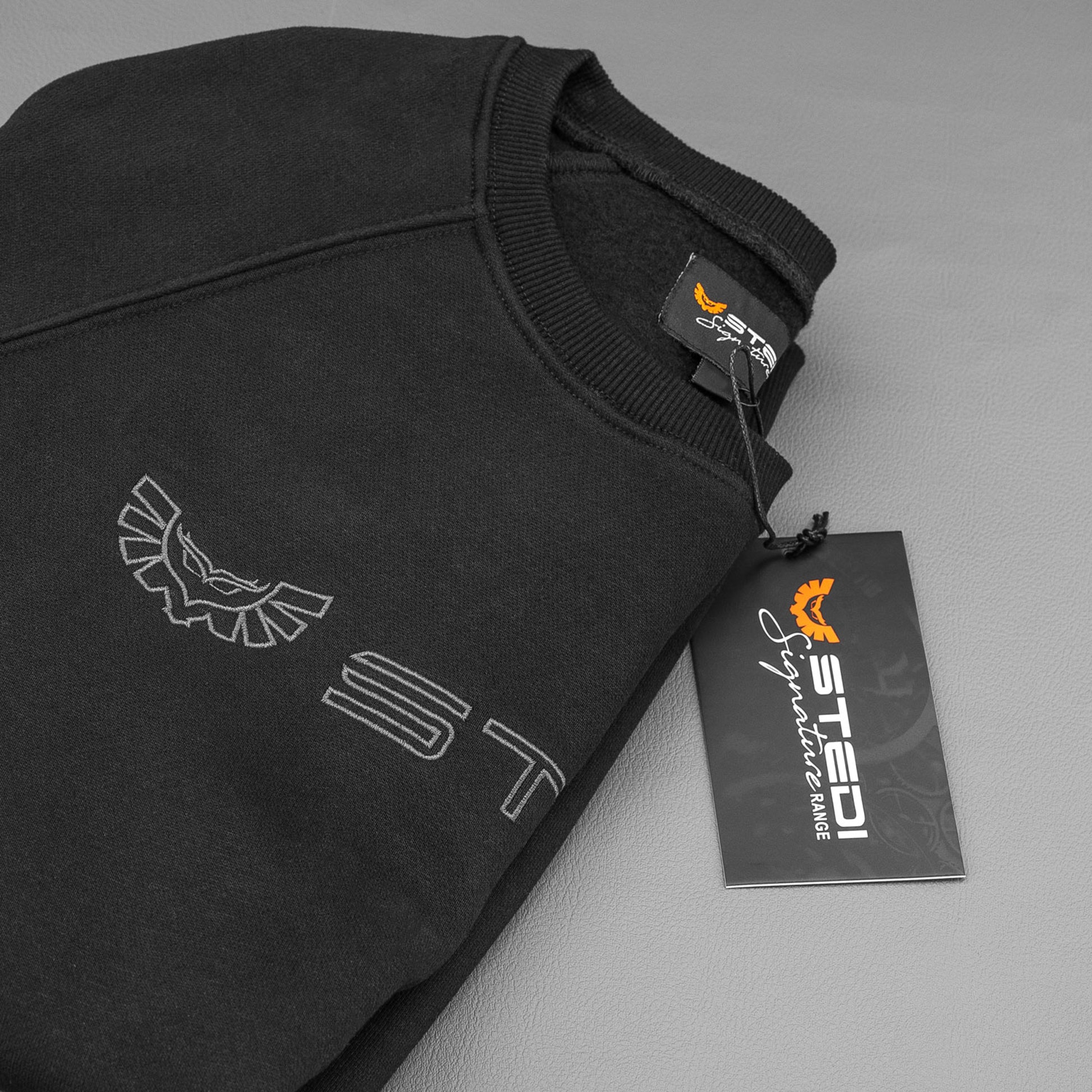 STEDI Sweater | Black - 3