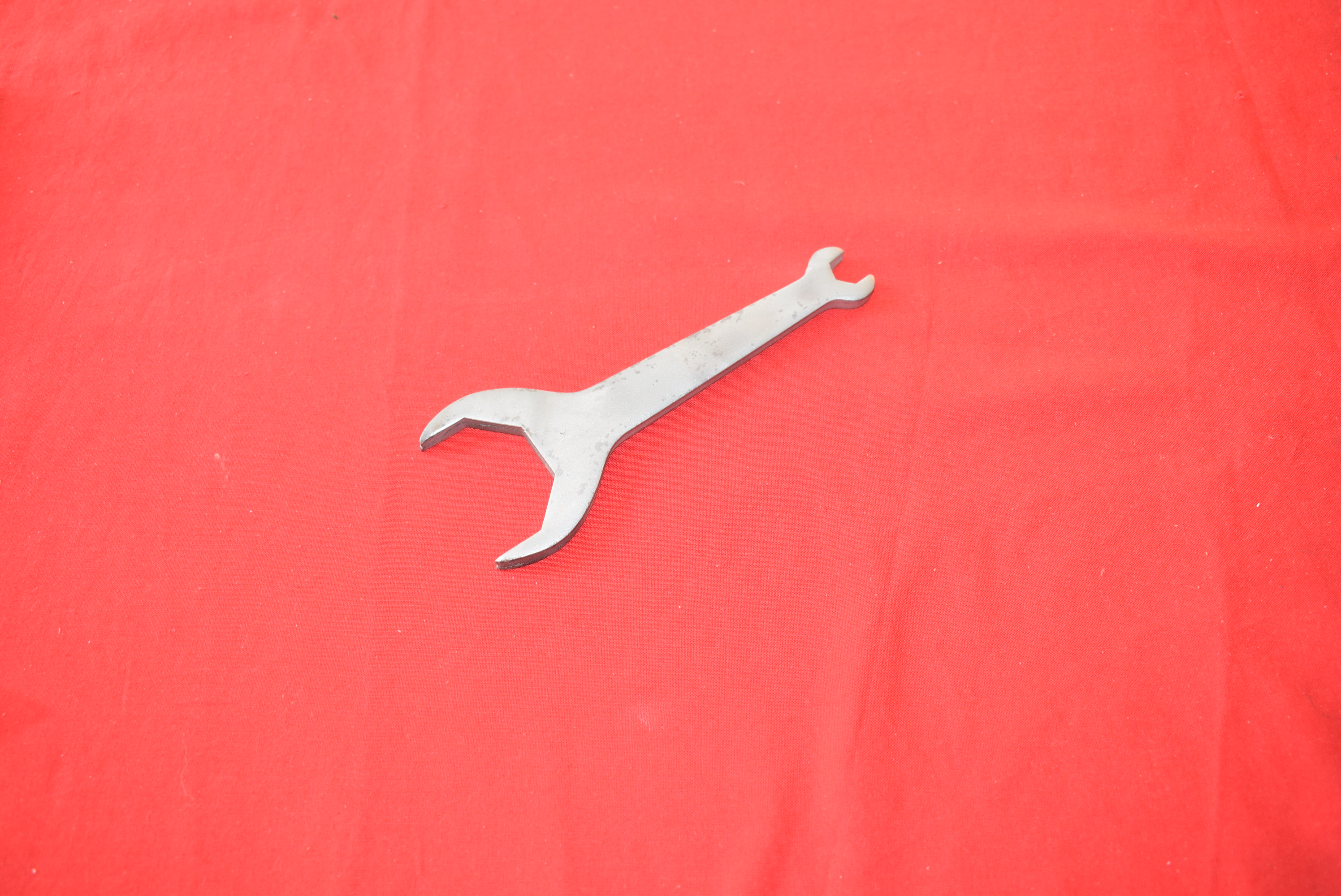 Wrench Valve Cover VL UL 1930-38