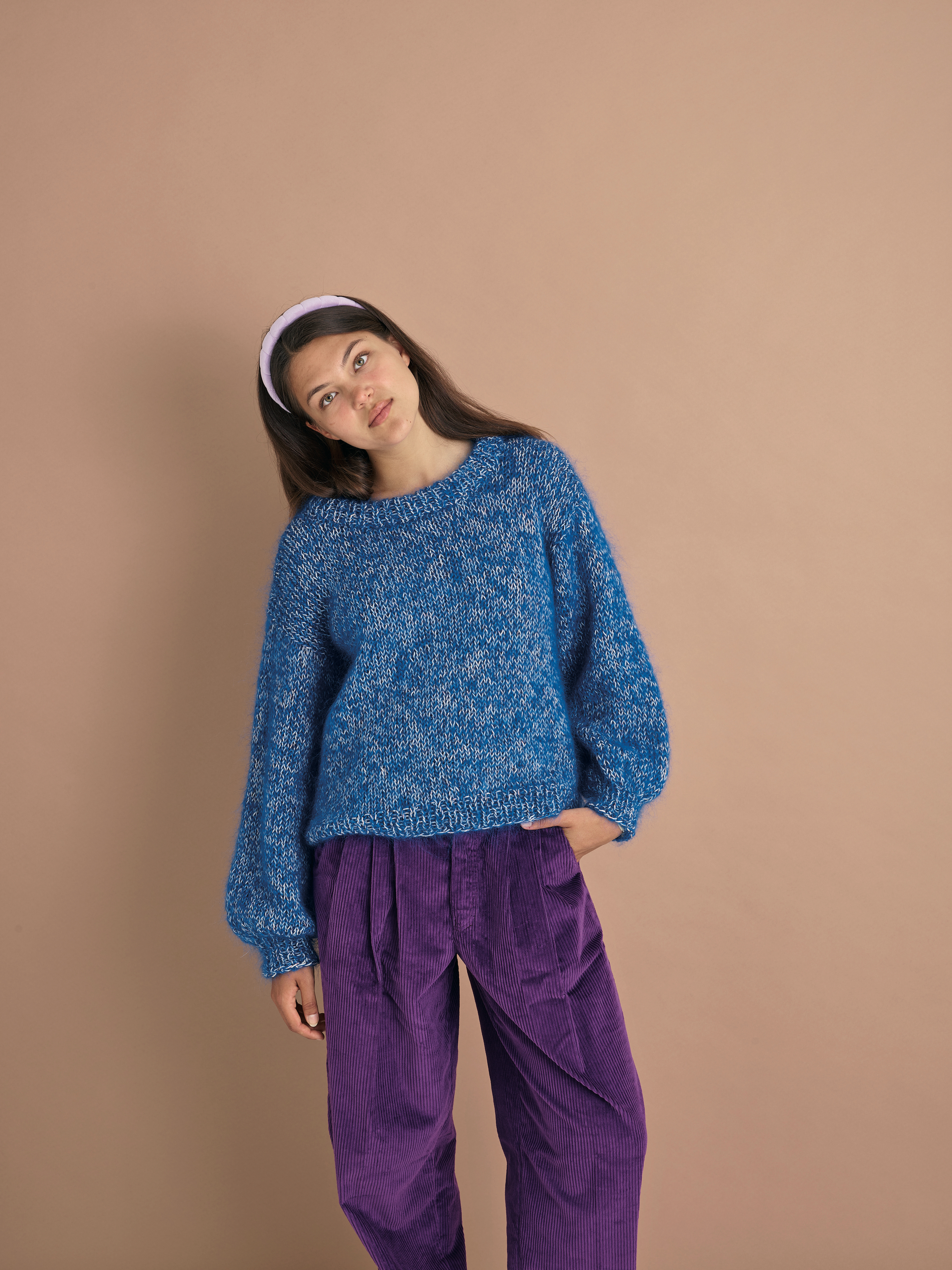Bred sweater i Viola & Bella by Permin 893268