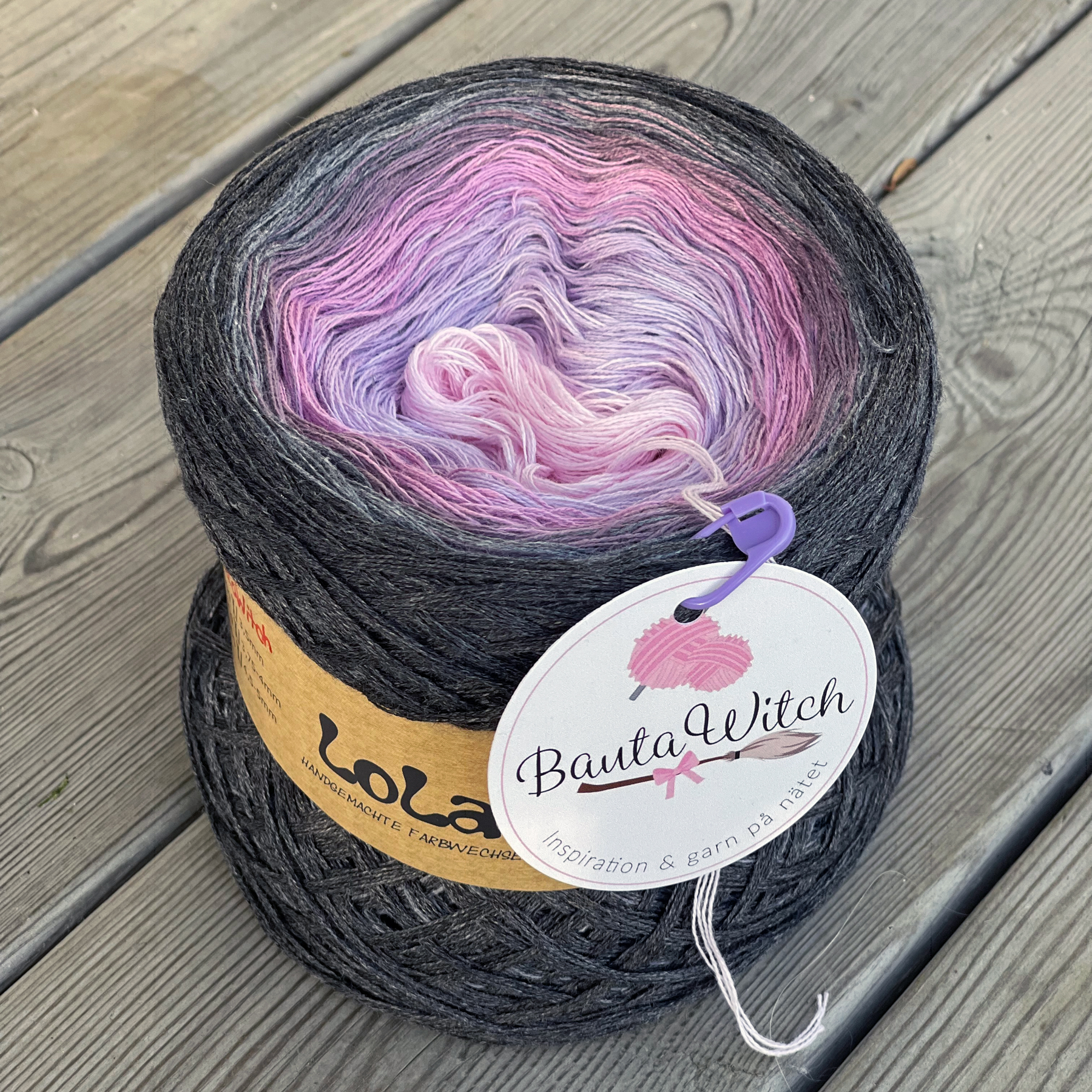 LoLa YarnCake BautaWitch Special, Ljung (750 m) - 3