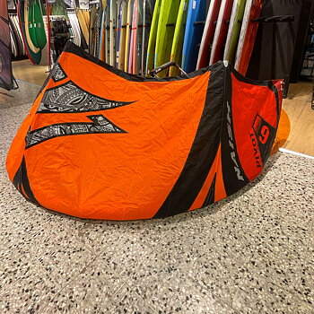 Begagnad Kite Naish Pivot 6 kvm S26