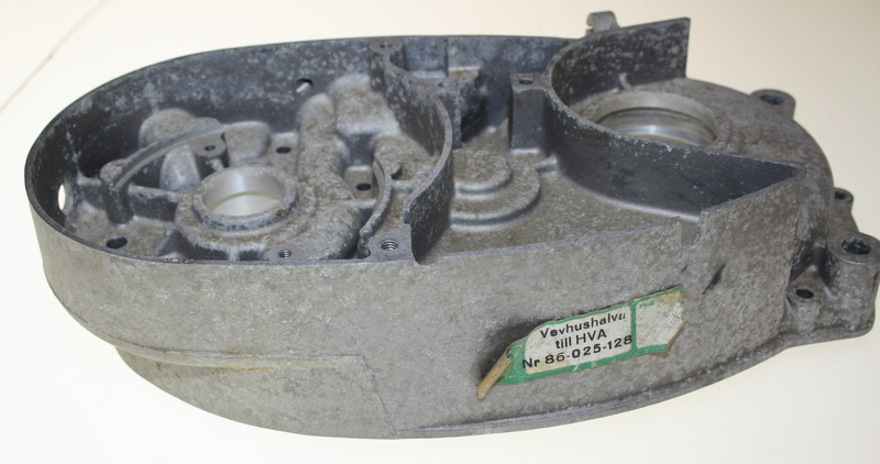 Motorblock vänster sida Cornette 3912 NOS passar Cornette 3912 Roulette 3752 3772 3822 3832 samt 3842 Corona - 3