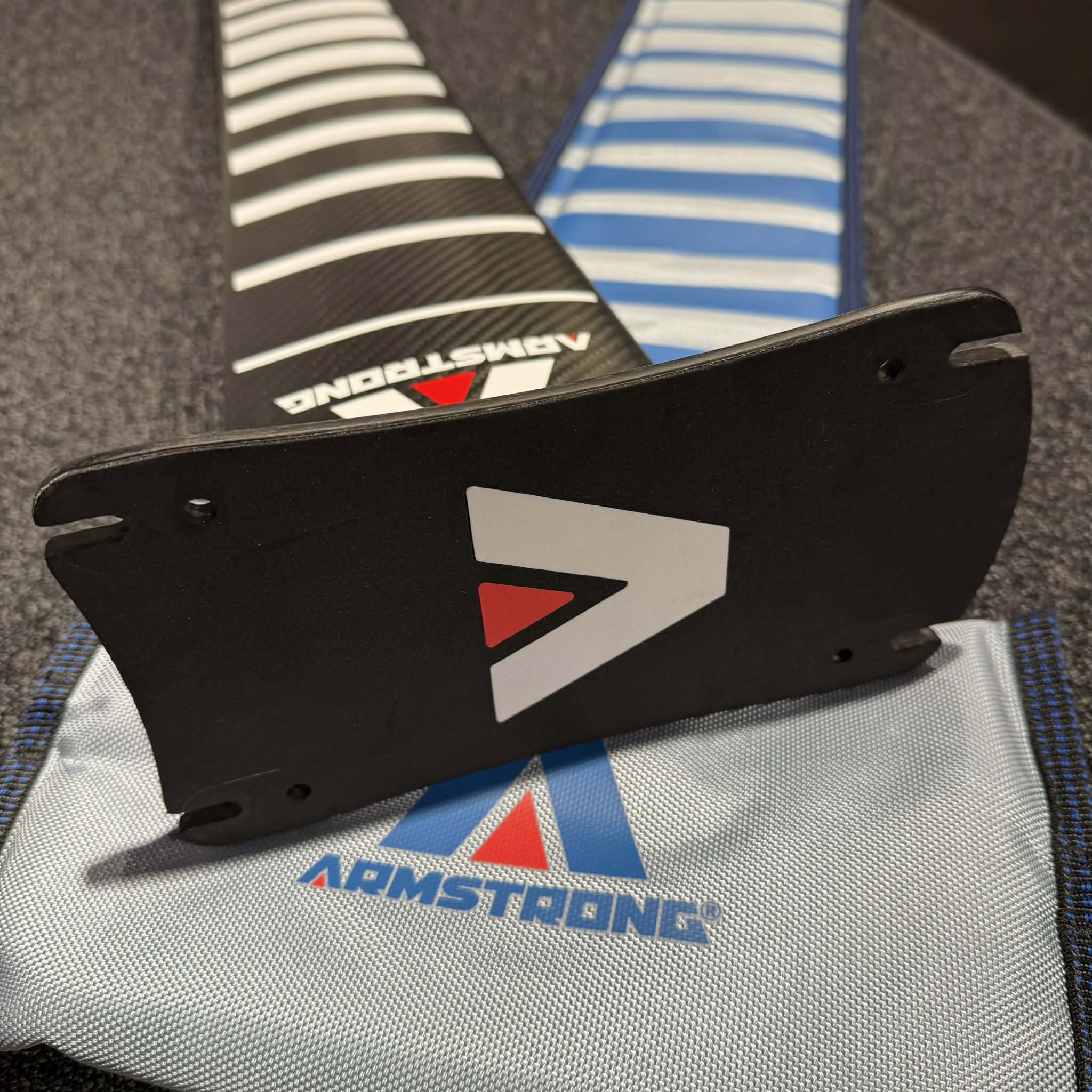 Begagnad foil mast Armstrong Carbon V2 85cm - 4