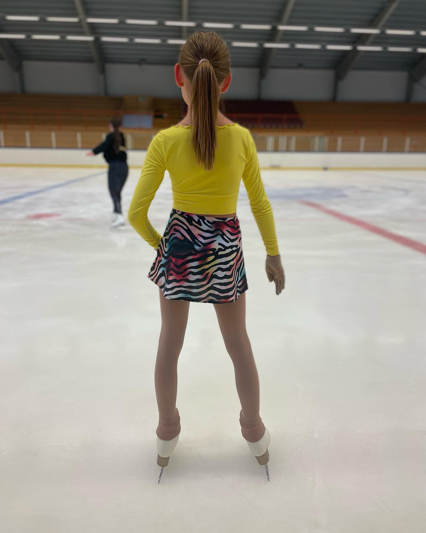 Gul crop top från Bolero med Swarovski - 2