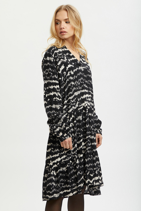 Kaffe - Helana Dress Black / Sand Graphic Print - 2
