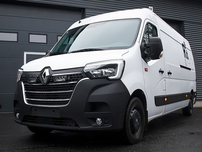 Renault Master 2020 + Lazer Led-rampskit Grill Triple-R 750 Elite Gen 2