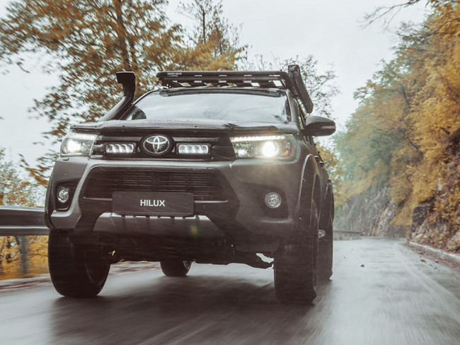 Toyota Hilux 2017 Lazer Led-rampskit Grill Triple-R 750 Elite Gen 2