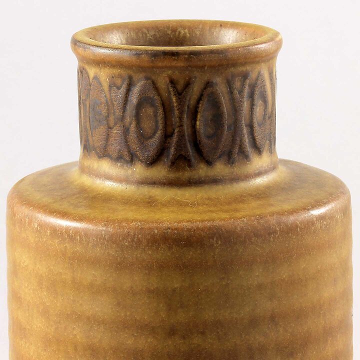 Gunnar Nylund (Petitess 1964) Brown Cylinder Vase with Geometric Relief 22 cm
