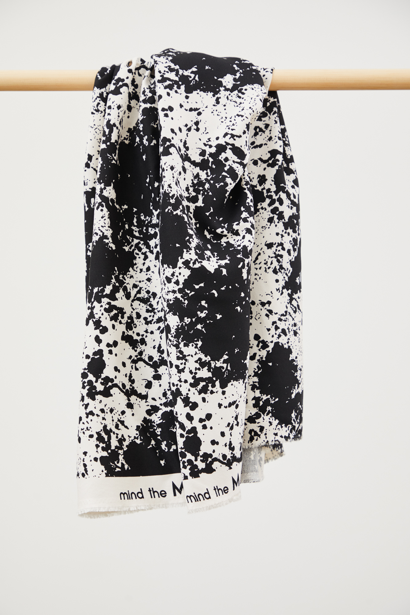 CREPE SPLASH - OFF WHITE