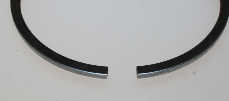 Stempelring 79,62x2,38 mm (3,1/8"+.010x3/32x3,657 mm 79,62x2,38 ")JAP" NOS - 2