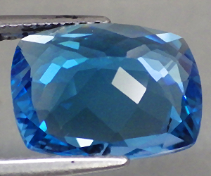 Piedra preciosa de topacio azul suizo natural genuina de lujo grande de 4,76 quilates - 2