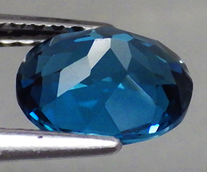Piedra preciosa de topacio azul de Londres natural genuina de lujo de 1,56 quilates - 2