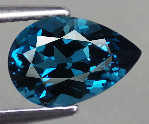 Piedra preciosa de topacio azul Londres natural genuina de lujo de 1,58 quilates