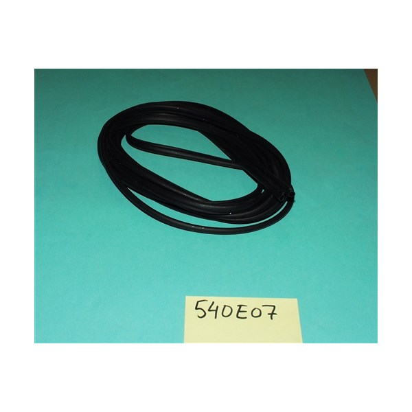 Gummiprofil för fast ventilation. Heki 1, 3 & 4. Längd 5 meter