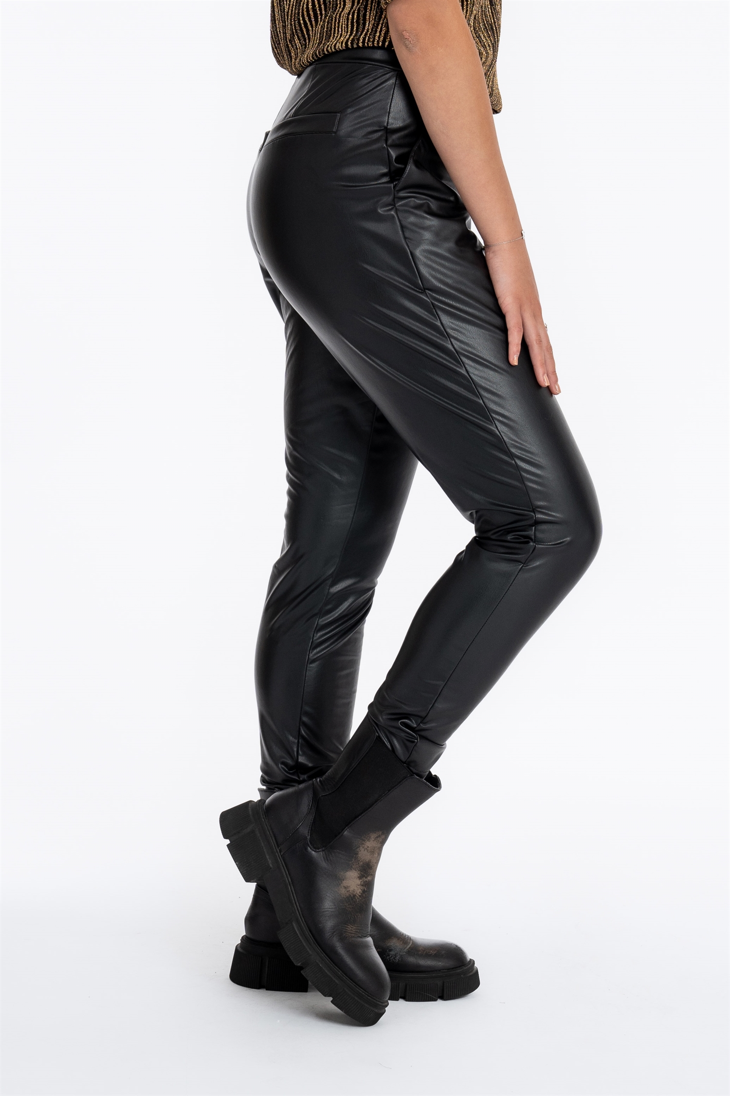 DEVOTE PANTS - BLACK - 4