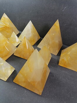 Golden healer Pyramid