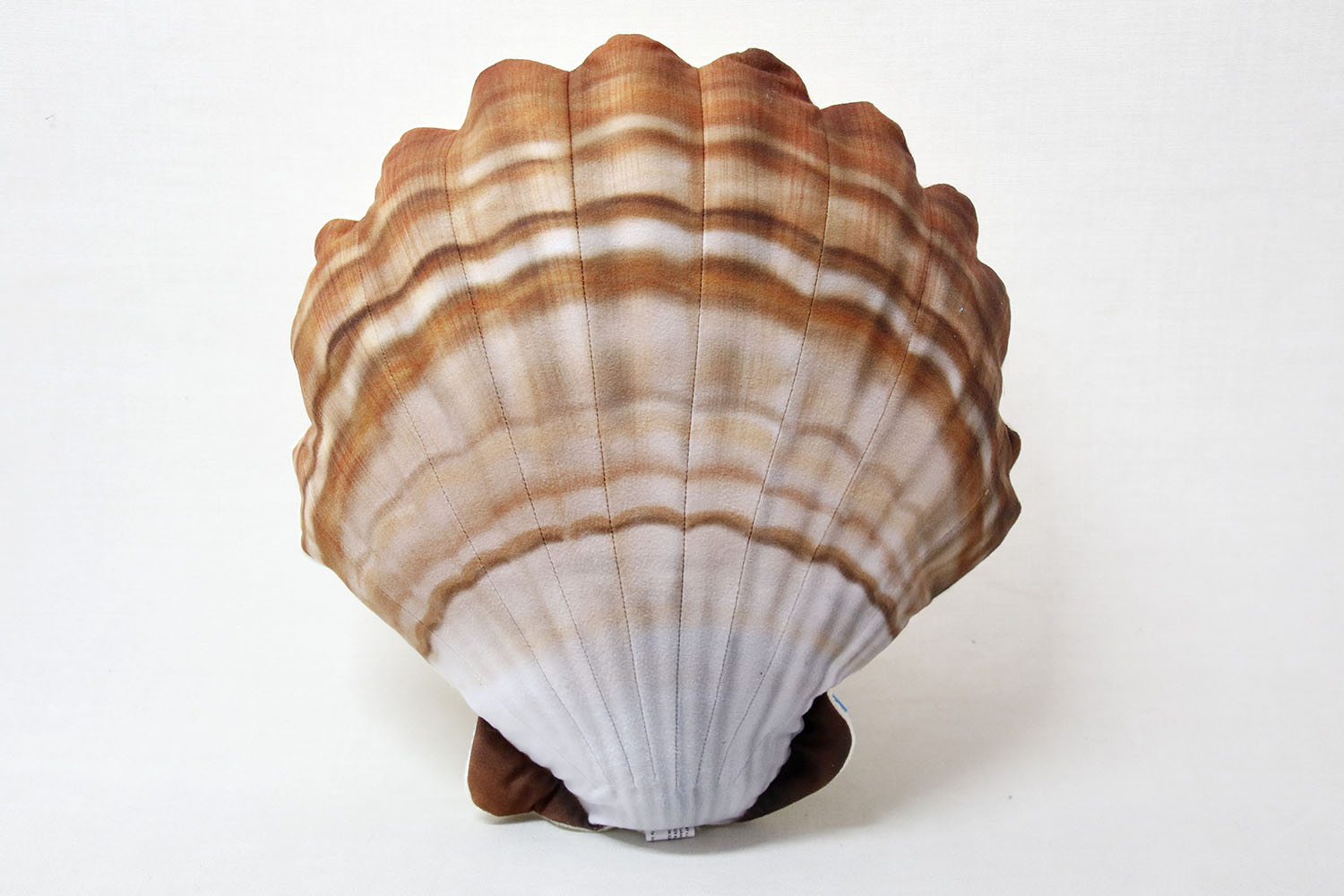Scallop Pillow 36x36 cm