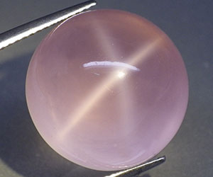 Piedra preciosa de cuarzo rosa estrella inusual muy grande de 25,81 ct - 2