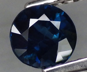 Lujoso zafiro azul natural redondo de 5,4 mm de 0,94 ct - 3
