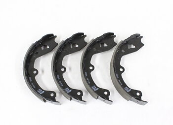 Hand brake shoe set, 140/164/P1800 (1972-74)