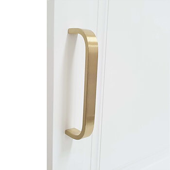 Garderob handtag som är av mässing. Garderob handtaget är ett mattborstat bygelhandtag.