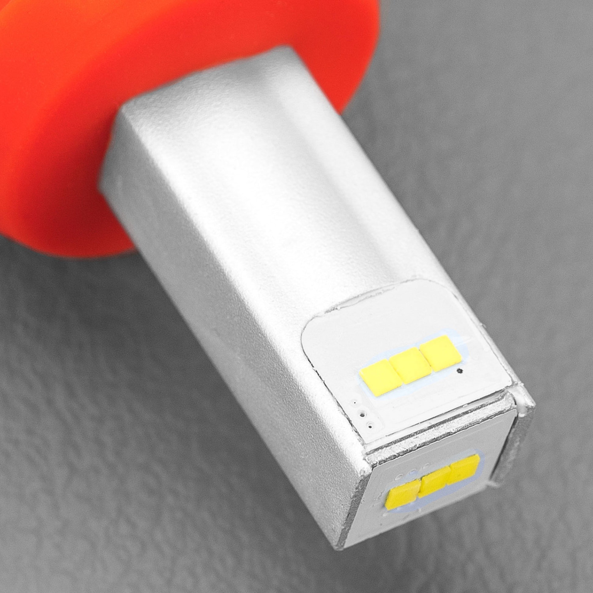 STEDI T20 1000 Lumen Bakpære LED - 5
