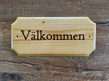 Handgjord träskylt med inbränd text "Välkommen", 30x14cm