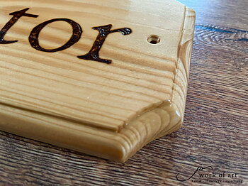 Handgjord träskylt med inbränd text "Kontor", 30x14cm