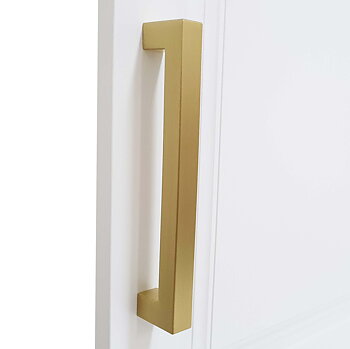 Garderob handtag som är av zinkgjutgods. Garderob handtaget är ett förmässingat och borstat bygelhandtag.