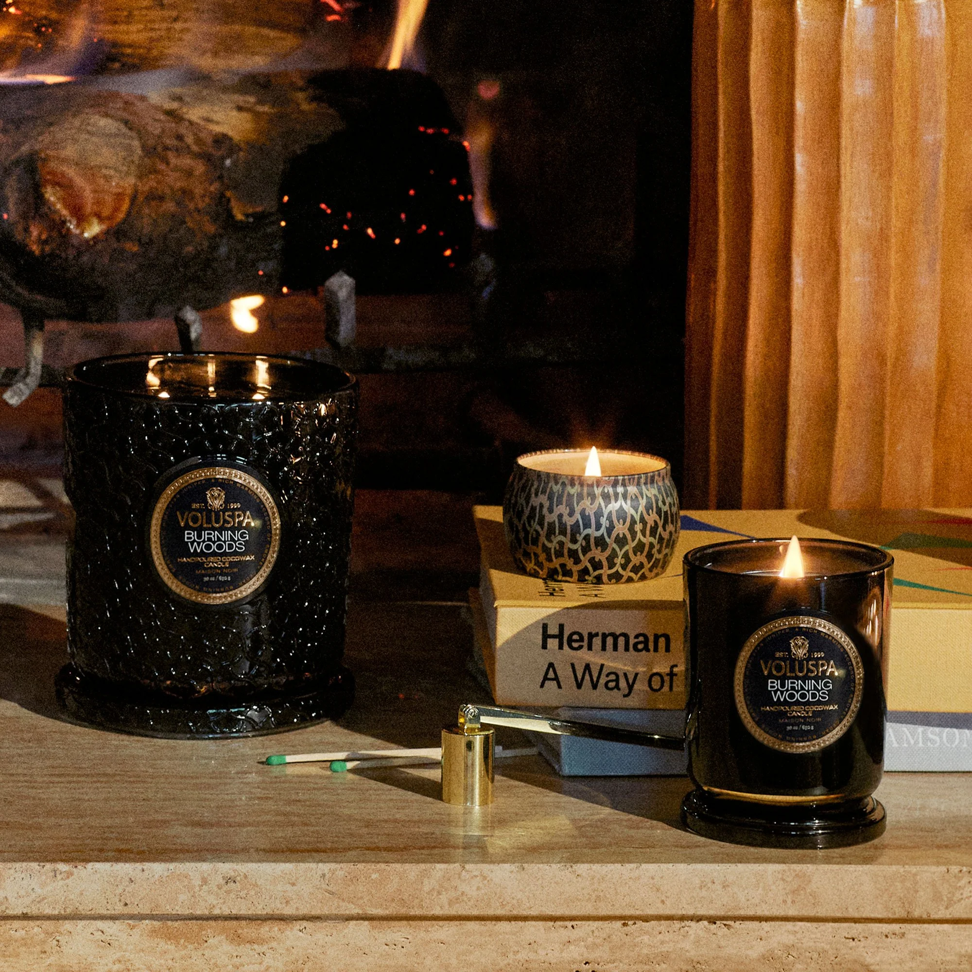 Voluspa Burning Woods Small Tin - 3